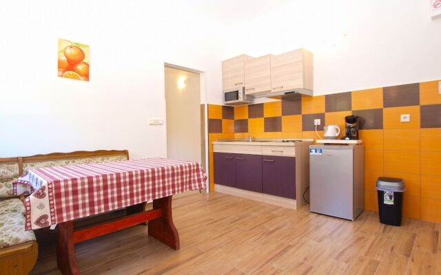 Apartments Dario 1480