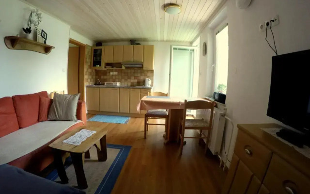 Lake House Sebanc