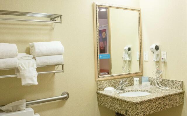 Hampton Inn & Suites Lathrop