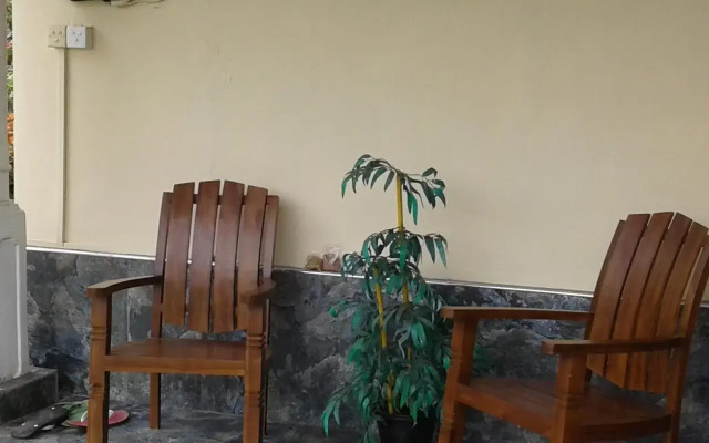 Kandy Hill Breeze ( Home Stay)