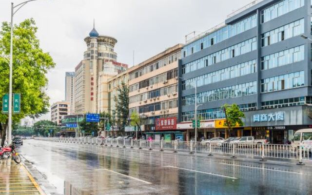 Jinkaiyue Business Hotel