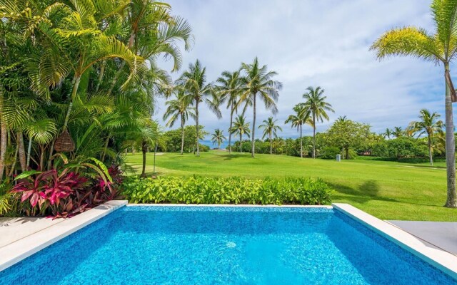 Sunny Vacation Villa 57