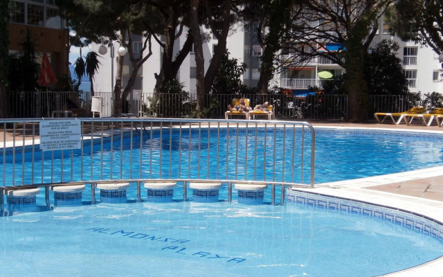 Aparthotel Almonsa Platja