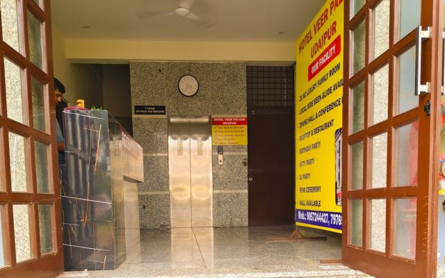 Hotel Veer Palace