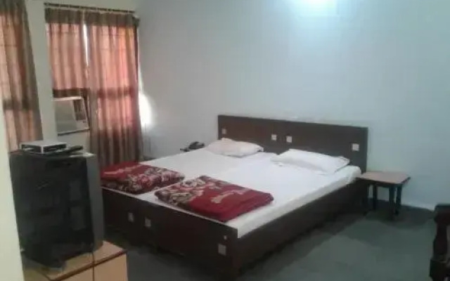 Hotel DK Motels