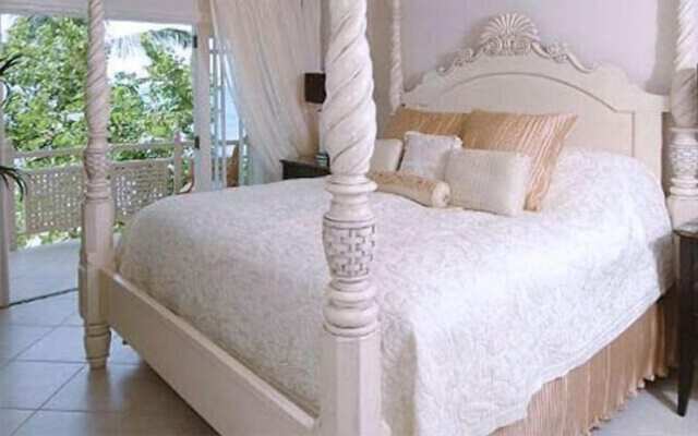 Reeds Penthouse 14