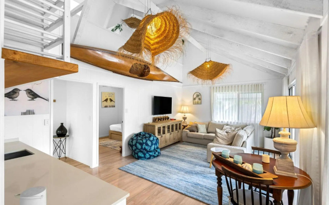 Barra Luxe Beach House – Guest Rooms – Point Arkwright