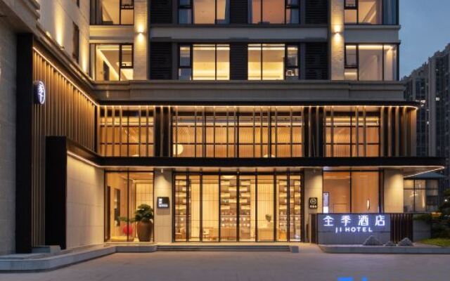 JI Hotel (Jieyang Avenue)