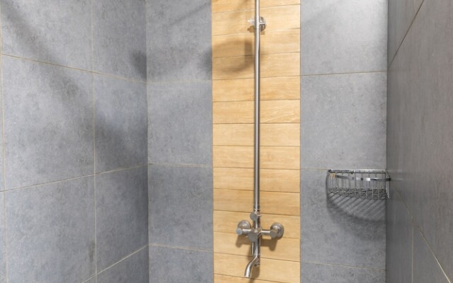 ololoFreelander work and travel Hostel