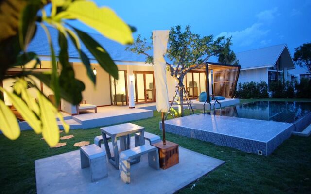 Proud Villa Hua Hin Resort