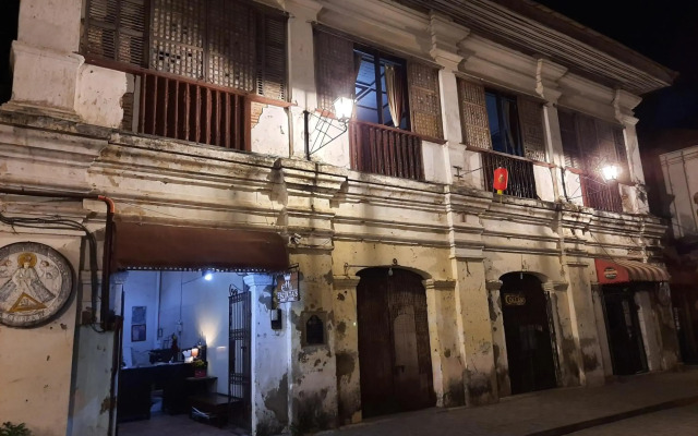 ZEN Rooms Calle Crisologo Vigan