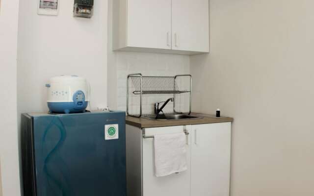 Warm And Cozy Studio At Grand Kamala Lagoon Apartment