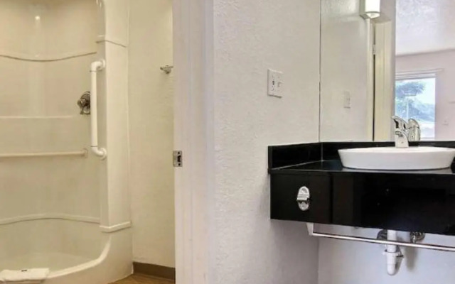 Motel 6 San Angelo, TX