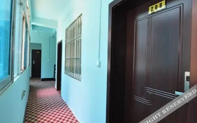 Ruixing Business Hotel