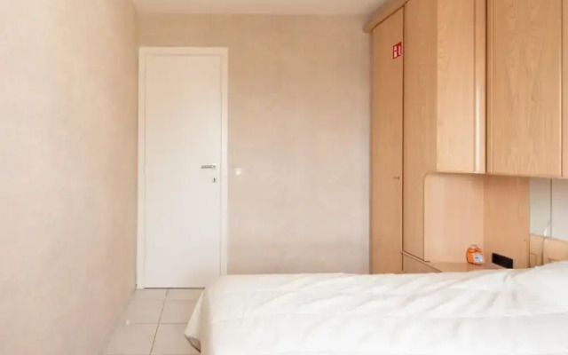 Apartment With Terrace and sea View in Mariakerke