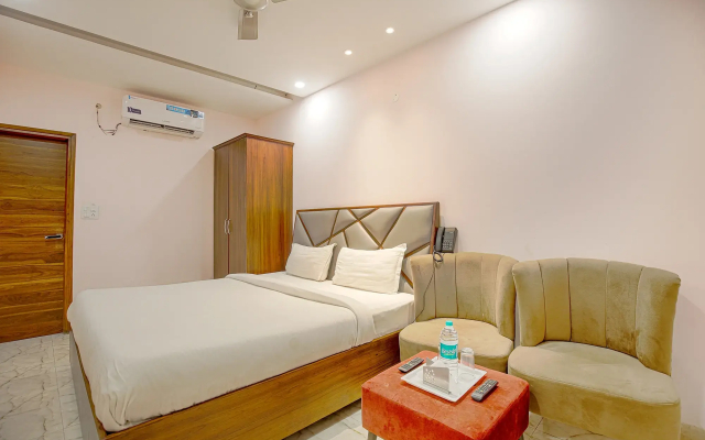 Fabhotel Stevia