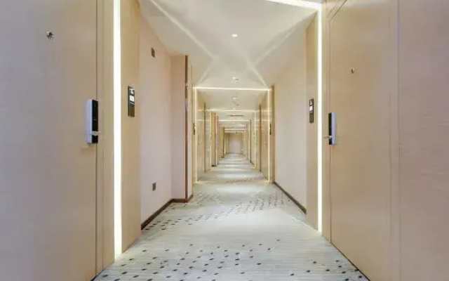 Lavande hotel (hami xiangyang east road shop)