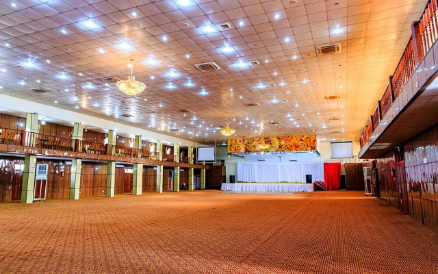 Paradise Suites Hotel