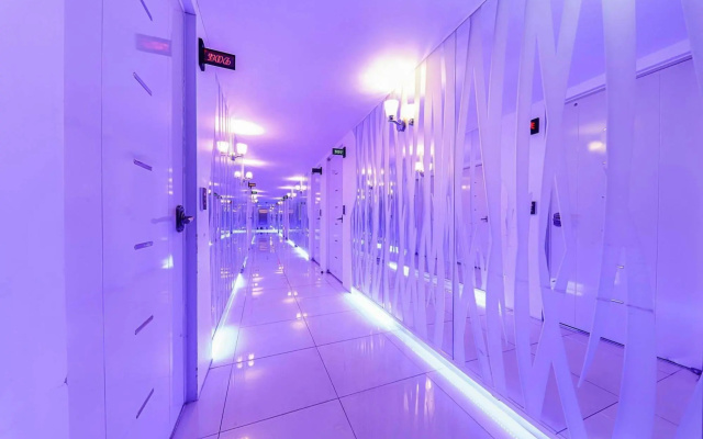 Esia Hotel
