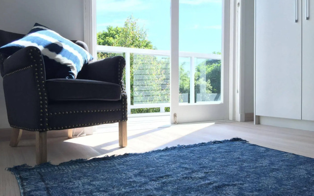 Cricklewood Place Luxury Holiday Homes