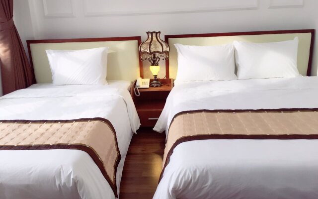 Queen Hotel