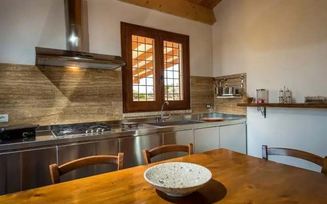 Villa in Sicily Near Guidaloca Bay