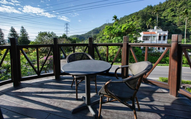 R&J GuestHouse