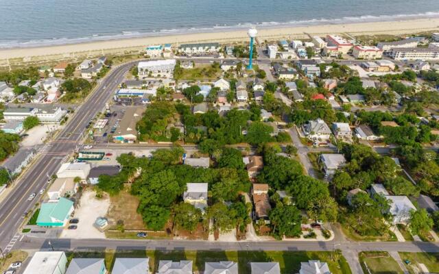 Latitude Adjustment Carriage House