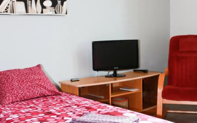 Cozy studio next to bus station