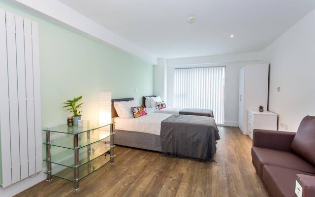 Modern and Spacious Twin Studio