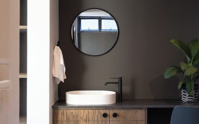 The Woods Luxury Homes - Elaleni Estate