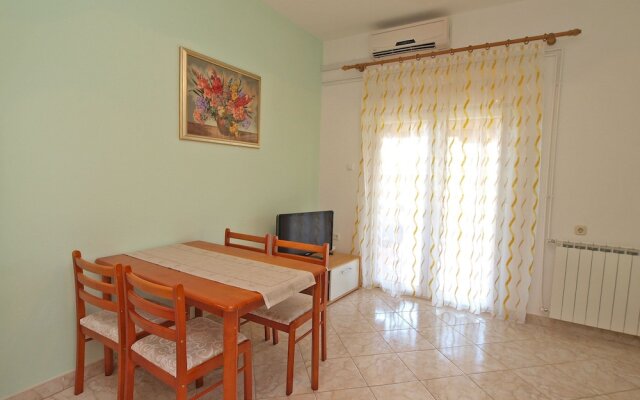 Apartments Daffodils 1002