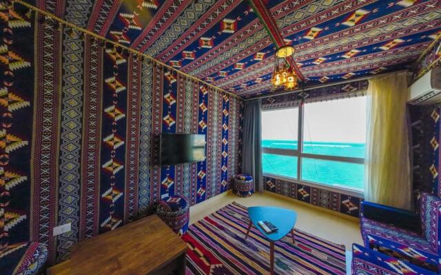 Downtown Sea View Suites