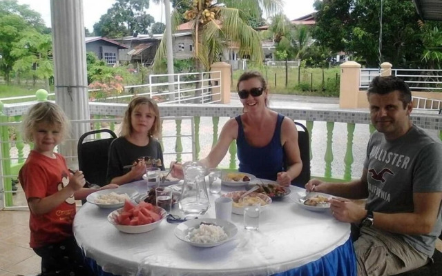 Taun Gusi Village Homestay