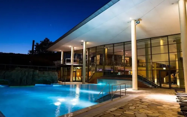 Shared Pool and Sauna, Mistelgau-obernsees