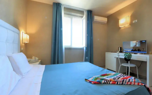 Hotel Cecina Beach