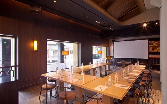 Cosmos Hotel Huashan Town