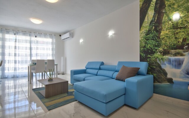First Class Apartments Calleja by G&G