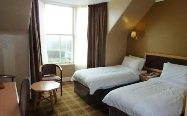 Kilmarnock Arms Hotel