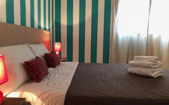 Defensa 821 Bed & Breakfast