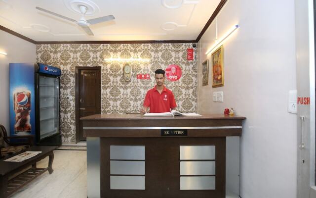 OYO 6366 Grand Regal Hotel