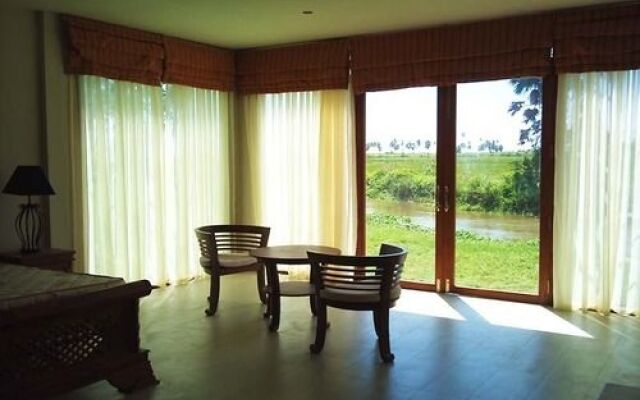 Thompukandam Village Resort