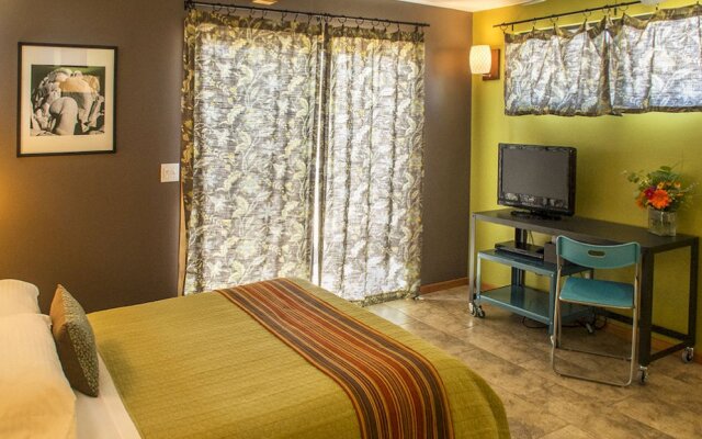 Spin and Margie's Desert Hideaway