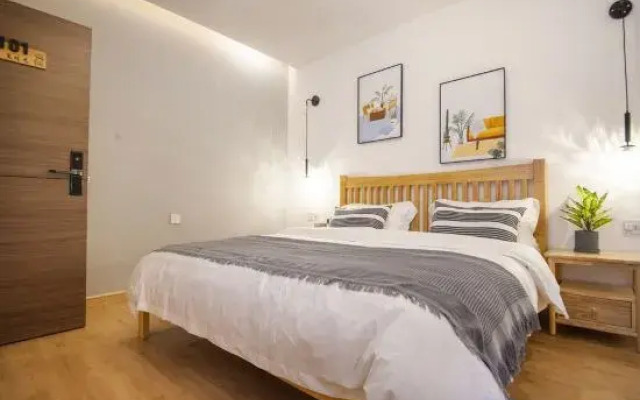 Fabulous Time Hostel