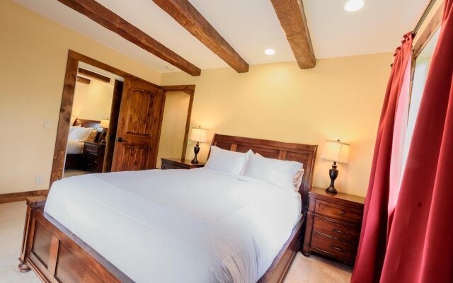 Lx18: Golfer's Dream Retreat Estate