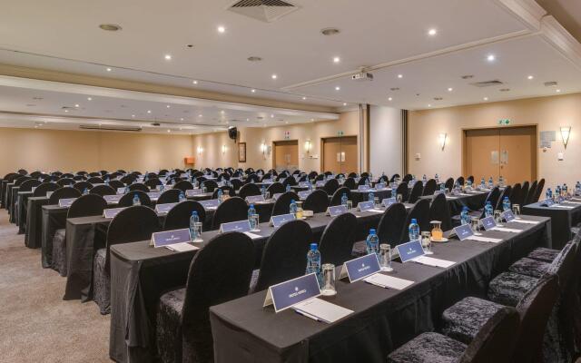 Protea Hotel by Marriott Karridene Beach