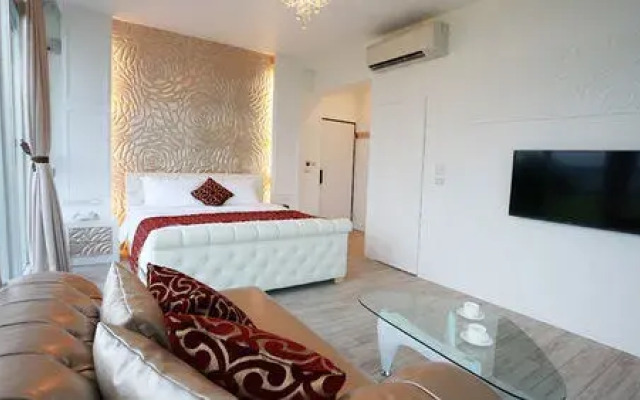 T2 B&B