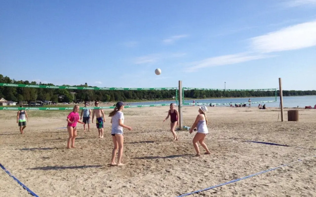 Paradise Inn On The Beach