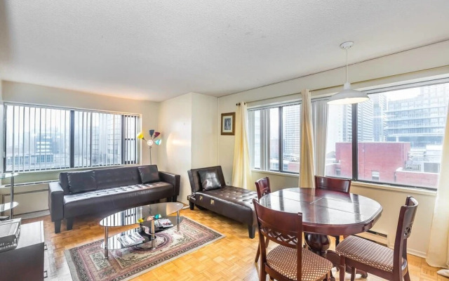 Spacious 1 BR Apartment of Downtown Toronto II