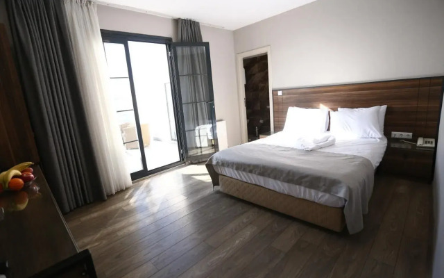 Albatros Premier Hotel 